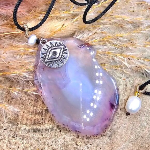 Nature Purple Agate Slice With Evil Eye Charm Pendant Necklace - Picture 2 of 11